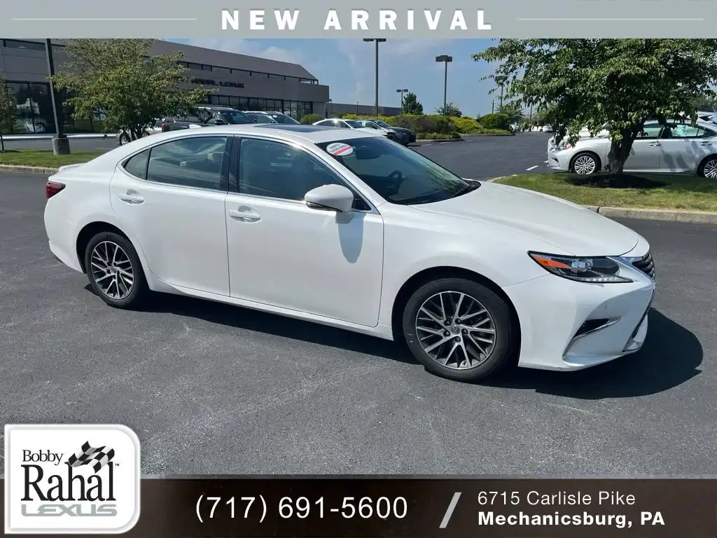2017 Lexus ES 350 350's photo