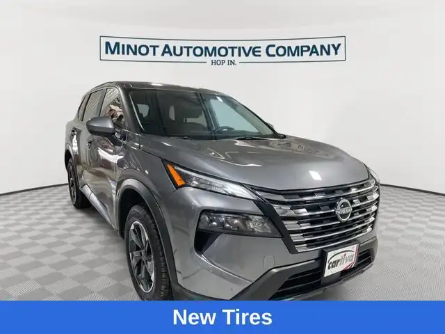 2025 Nissan Rogue SV AWD's photo