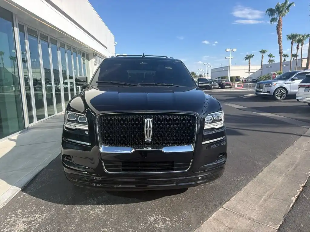 2023 Lincoln Navigator Reserve L 4WD's photo