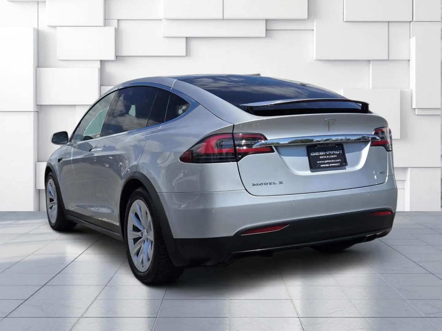 2018 Tesla Model X 75D photo 5