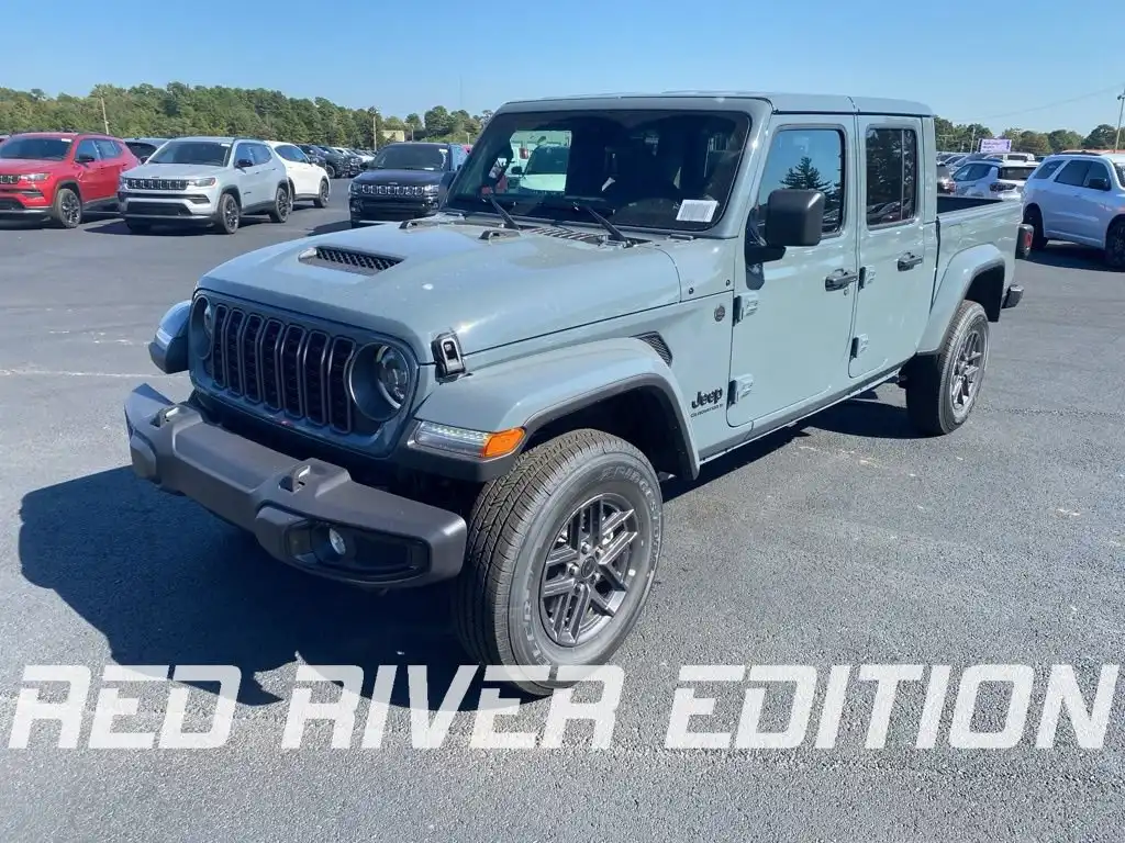 2025 Jeep Gladiator Sport S Auto's photo