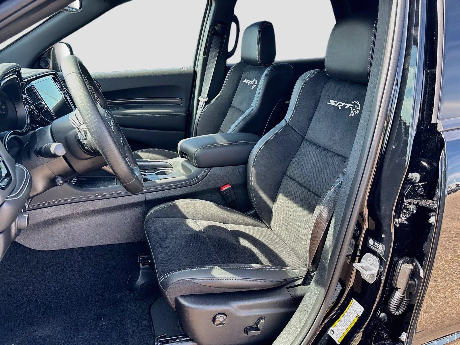 2027 Dodge Durango SRT Hellcat AWD photo 5