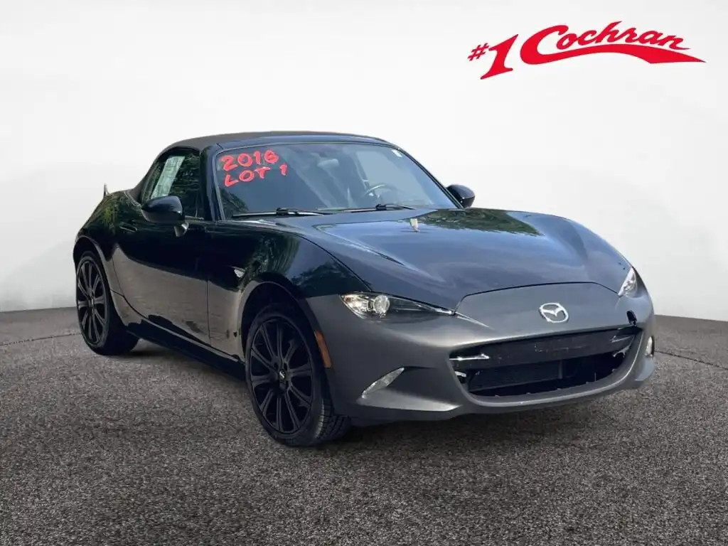 2016 Mazda MX-5 Miata Sport's photo