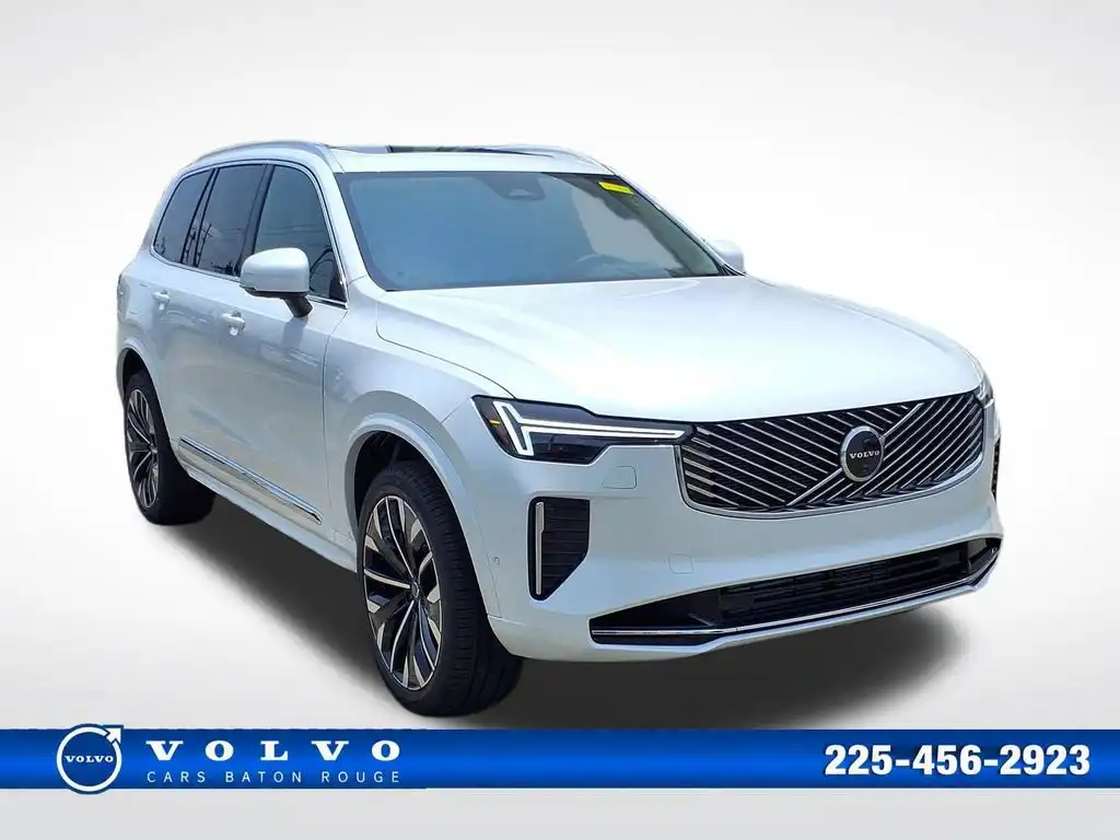 2026 Volvo XC90 T8 Recharge Ultra Bright AWD's photo