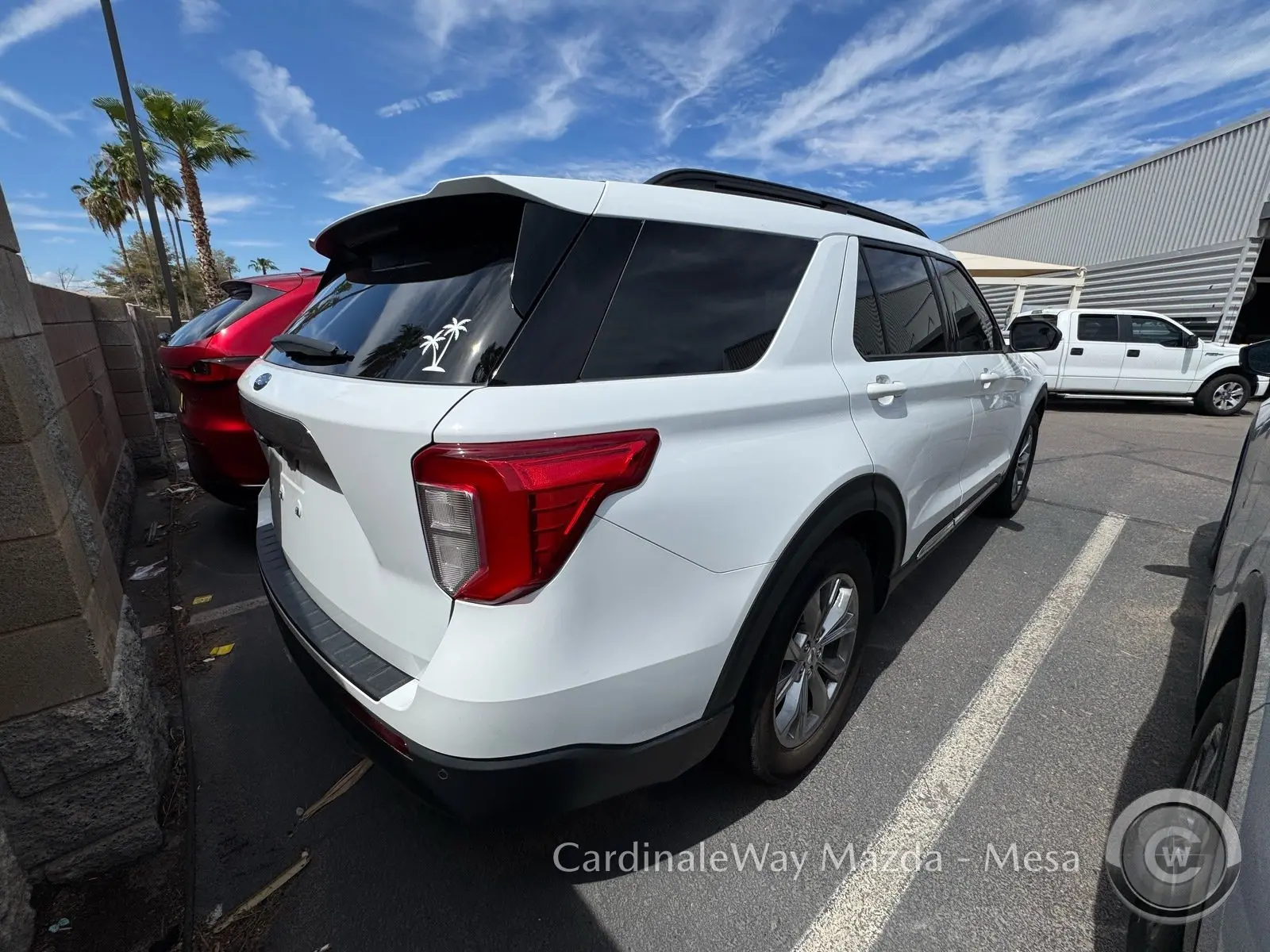 2021 Ford Explorer XLT RWD photo 4