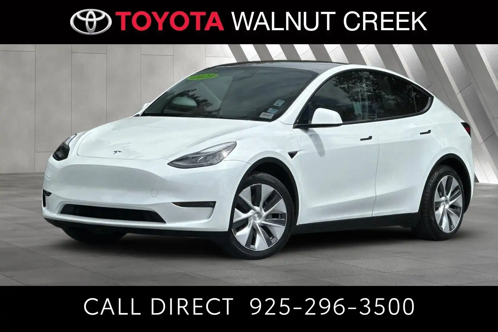 2023 Tesla Model Y Long Range Dual Motor All-Wheel Drive's photo