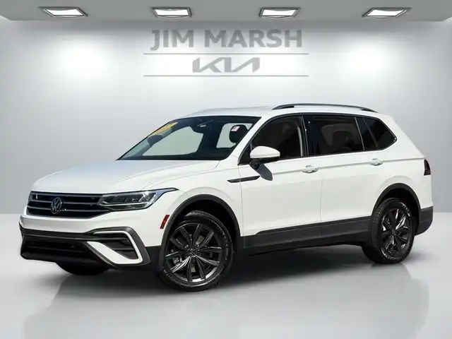 2022 Volkswagen Tiguan 2.0T SE's photo
