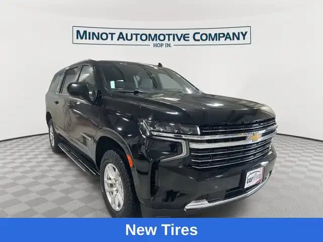 2024 Chevrolet Suburban LT 4WD 1500's photo