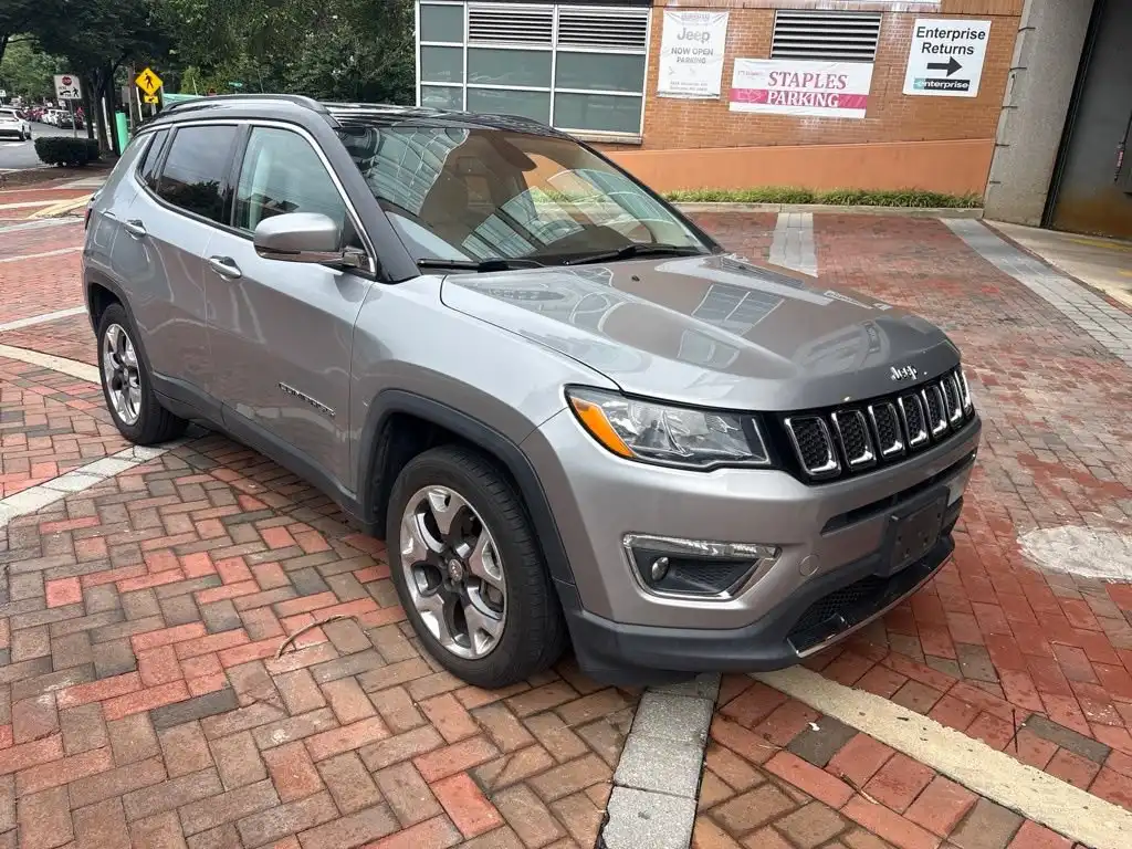 2019 Jeep Compass Limited's photo