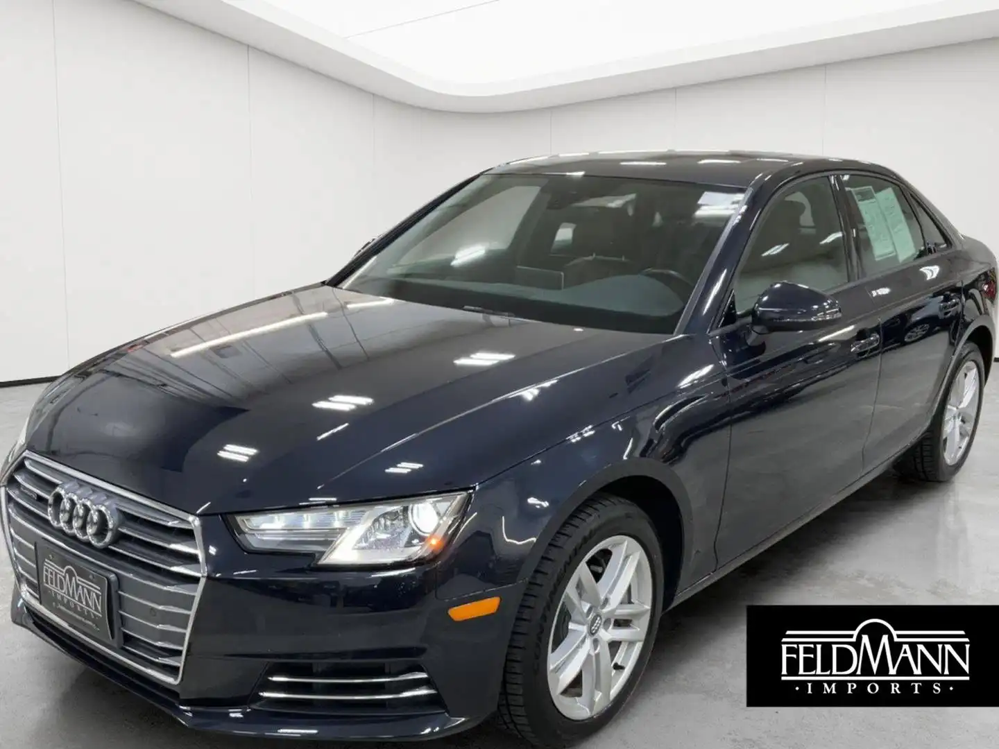 2017 Audi A4 2.0T quattro S tronic Premium's photo
