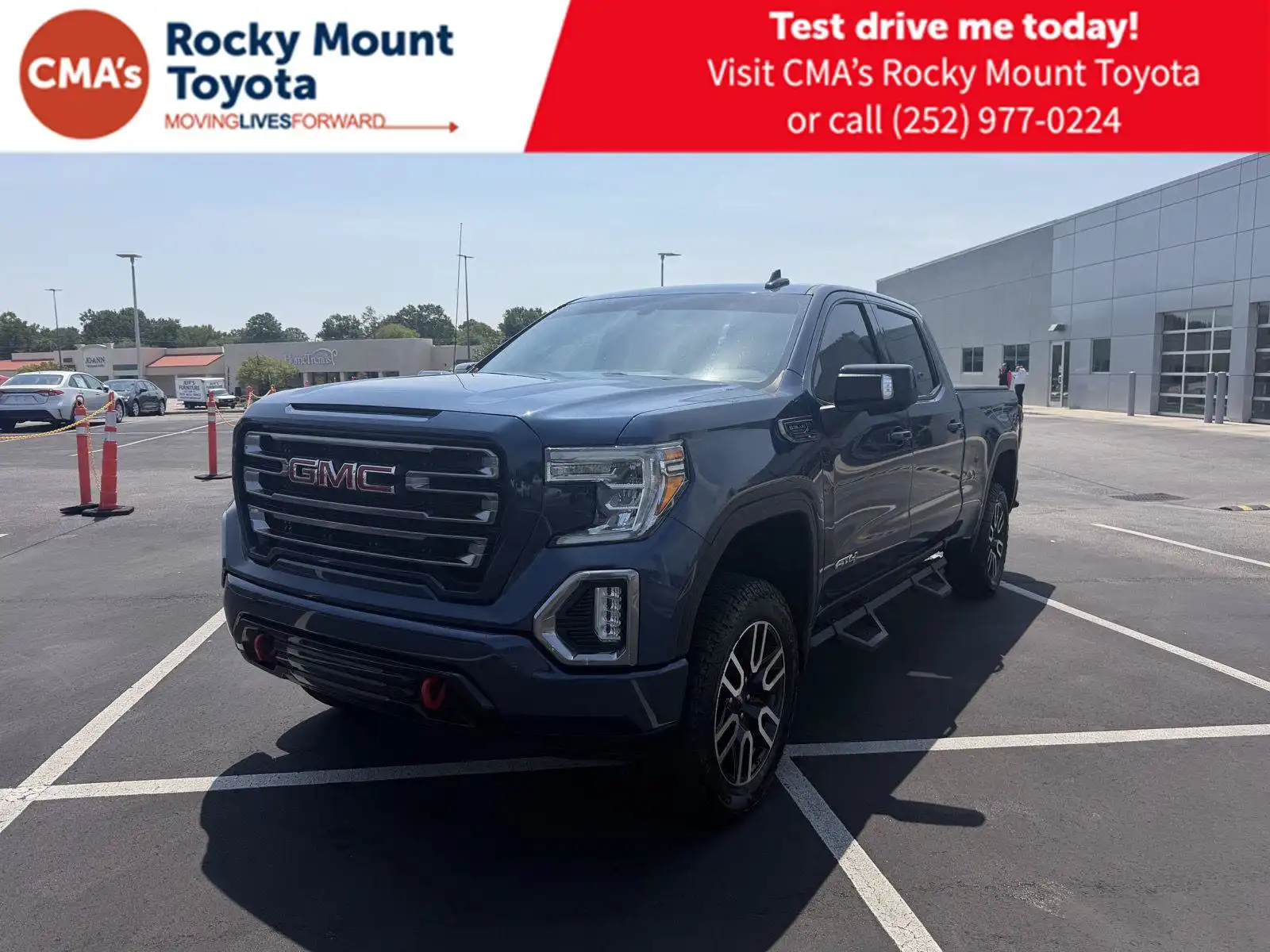 2019 GMC Sierra 4WD Crew Cab Short Box AT4's photo
