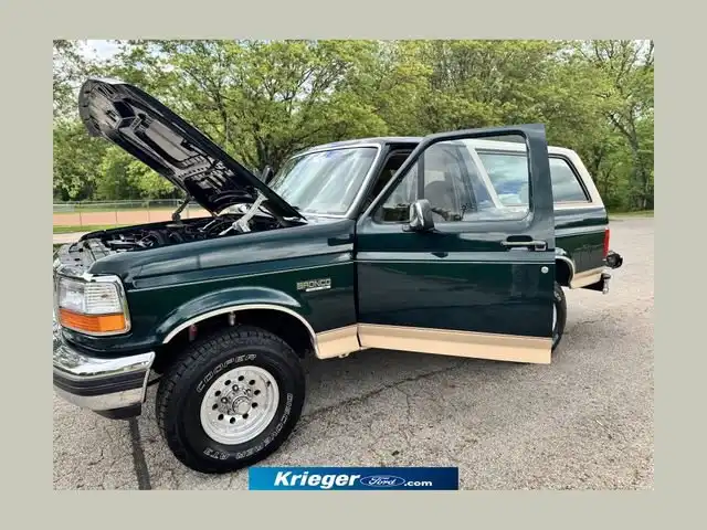1992 Ford Bronco's photo