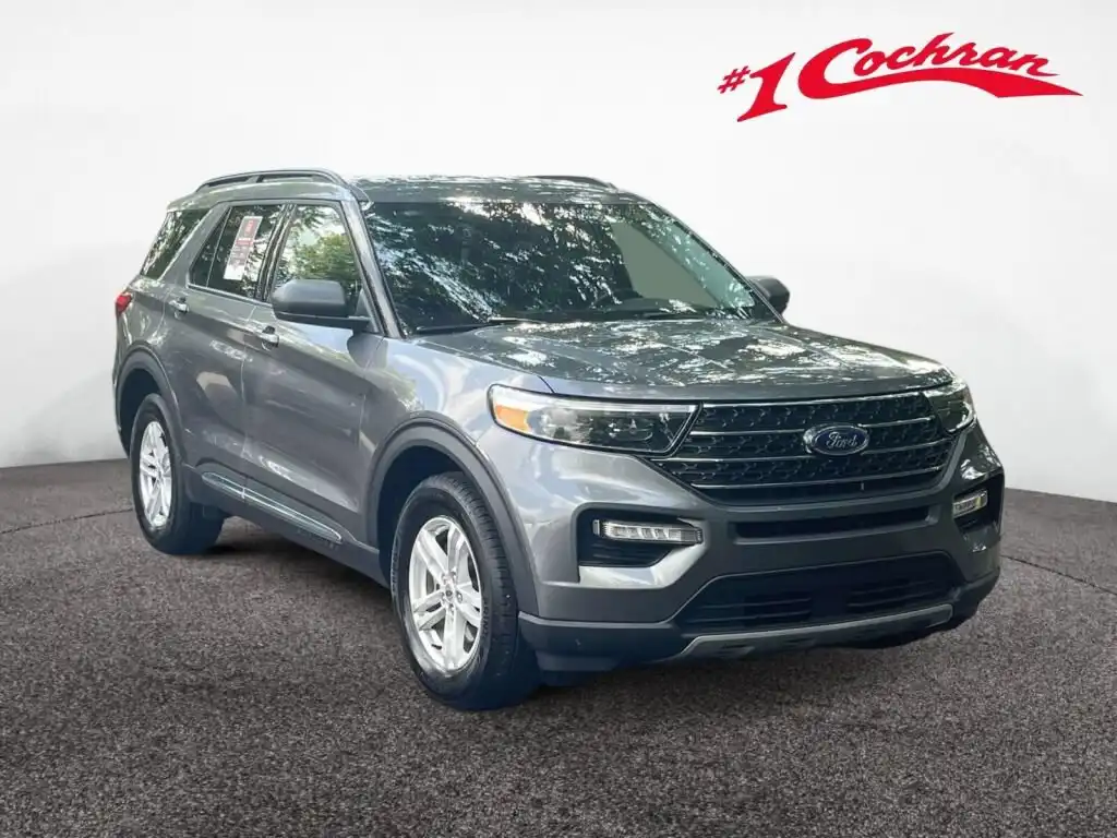 2023 Ford Explorer XLT 4WD's photo