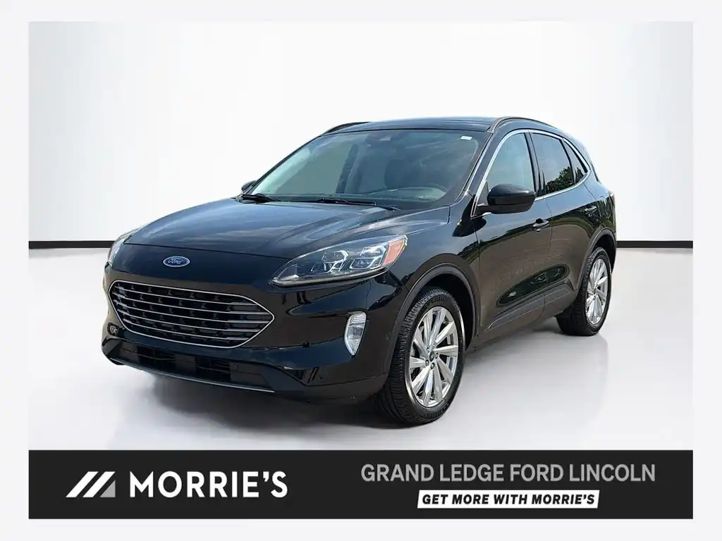 2022 Ford Escape Titanium AWD's photo