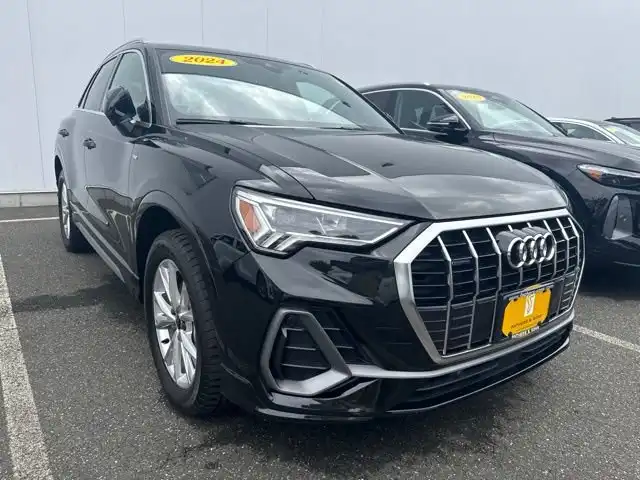 2024 Audi Q3 45 TFSI S Line Premium quattro's photo