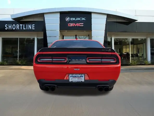 2023 Dodge Challenger R/T Scat Pack photo 4