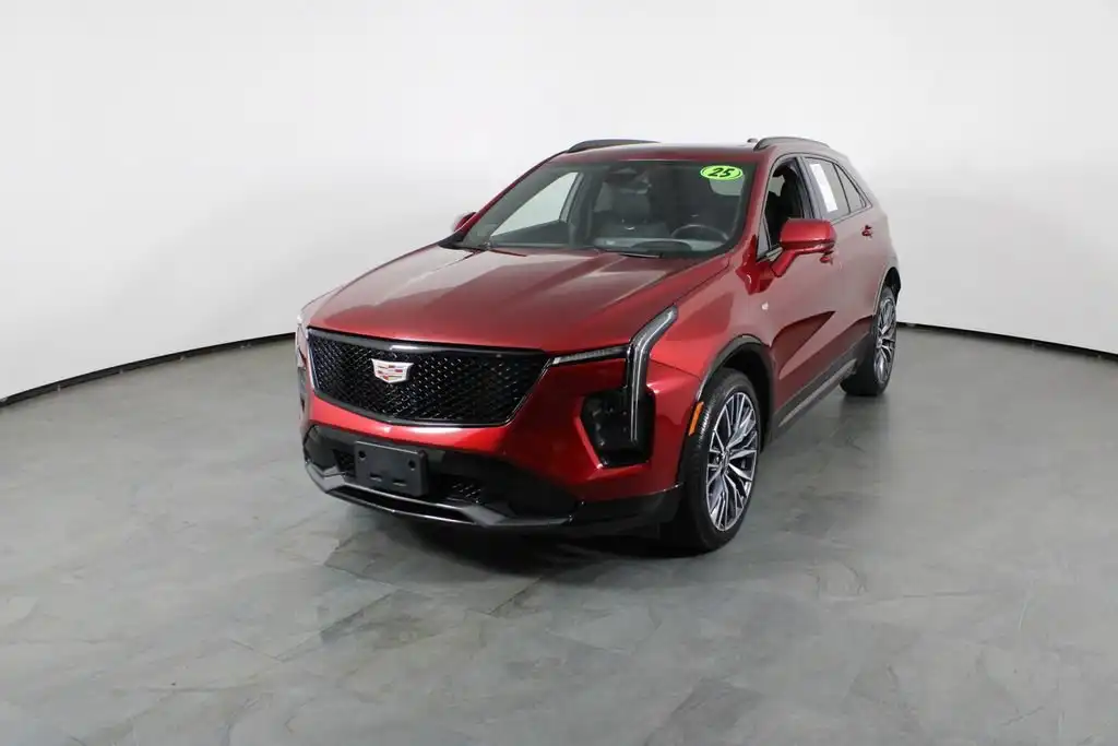 2025 Cadillac XT4 Sport's photo