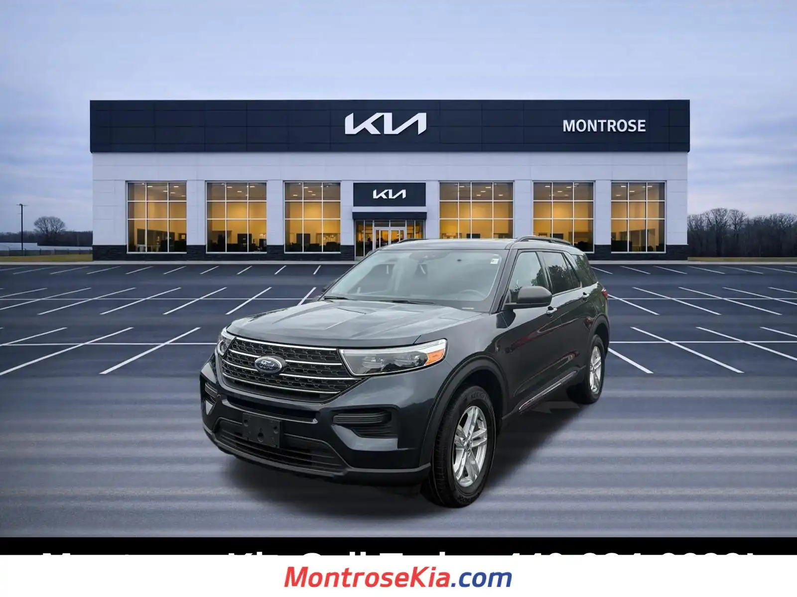 2023 Ford Explorer XLT 4WD's photo