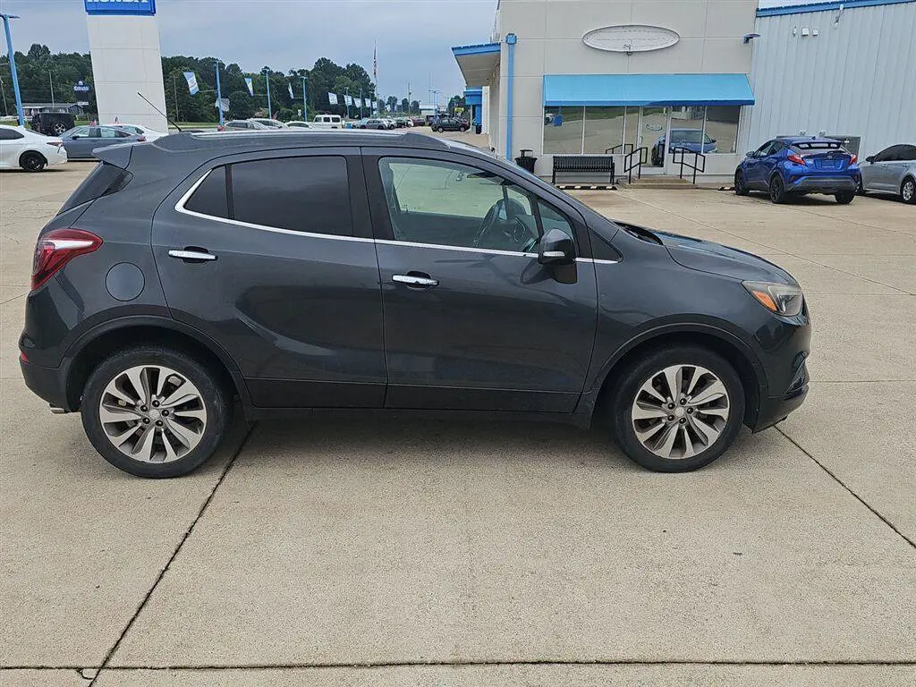 2017 Buick Encore Preferred photo 3