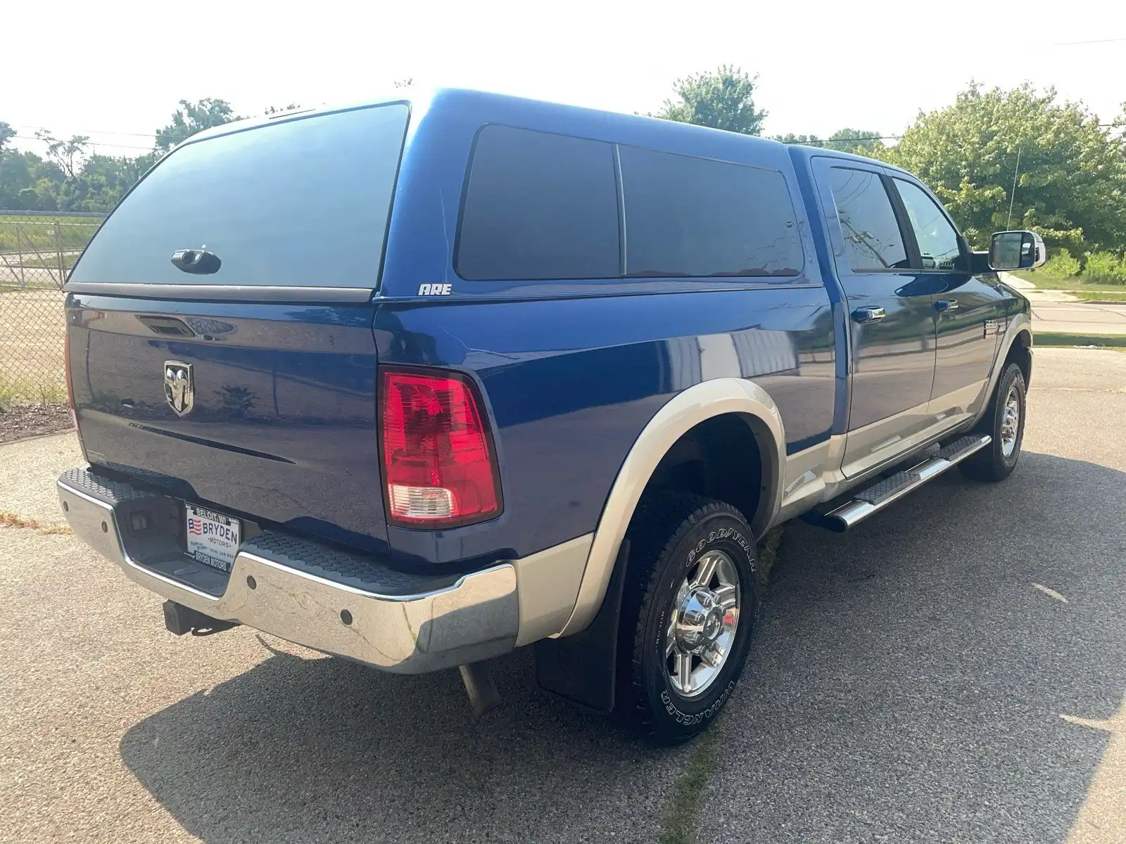 2011 RAM 2500 Laramie 4X4 Crew Cab SWB's photo