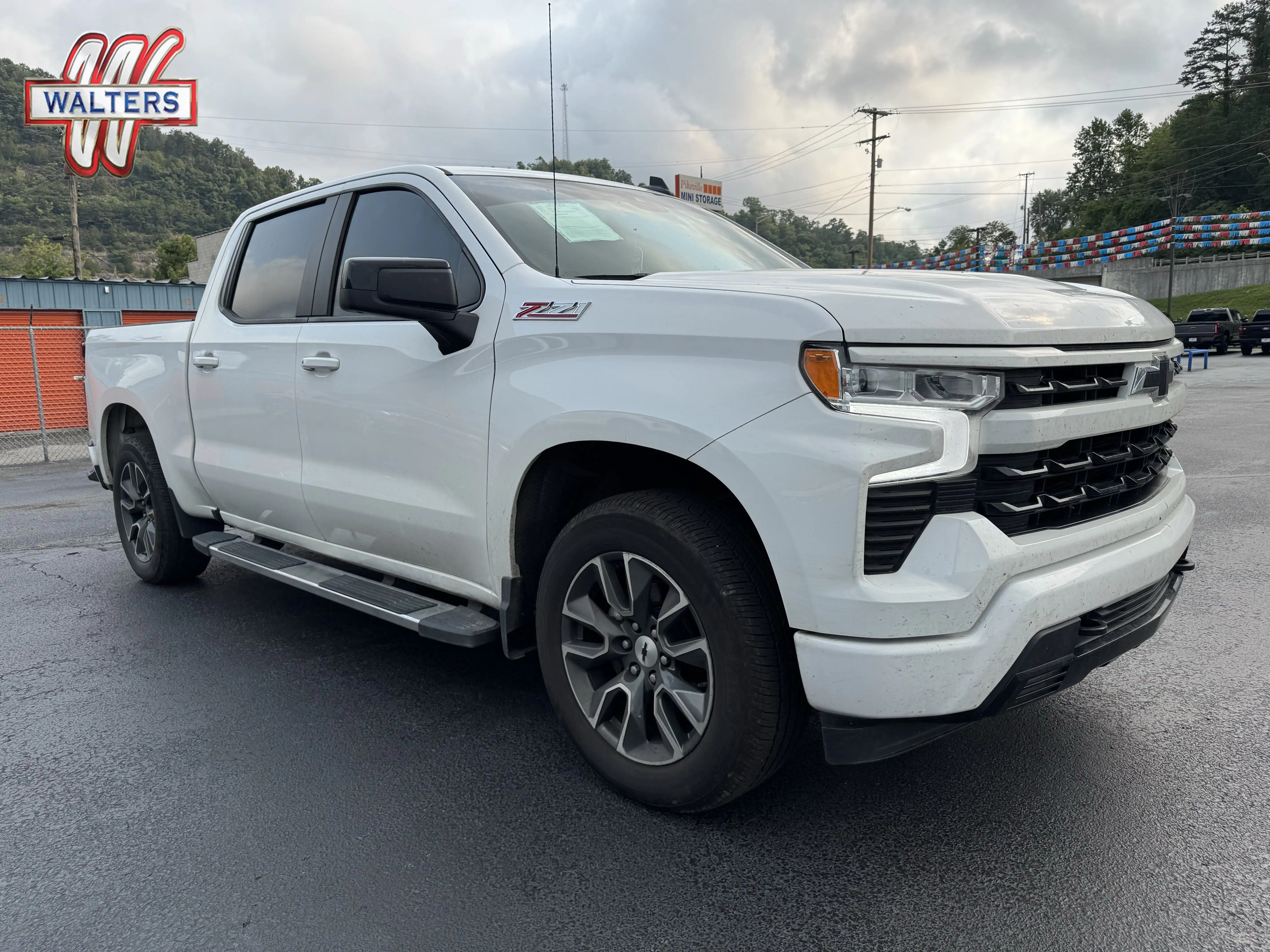 2023 Chevrolet Silverado 1500 RST 4X4 Crew Cab Short Box's photo