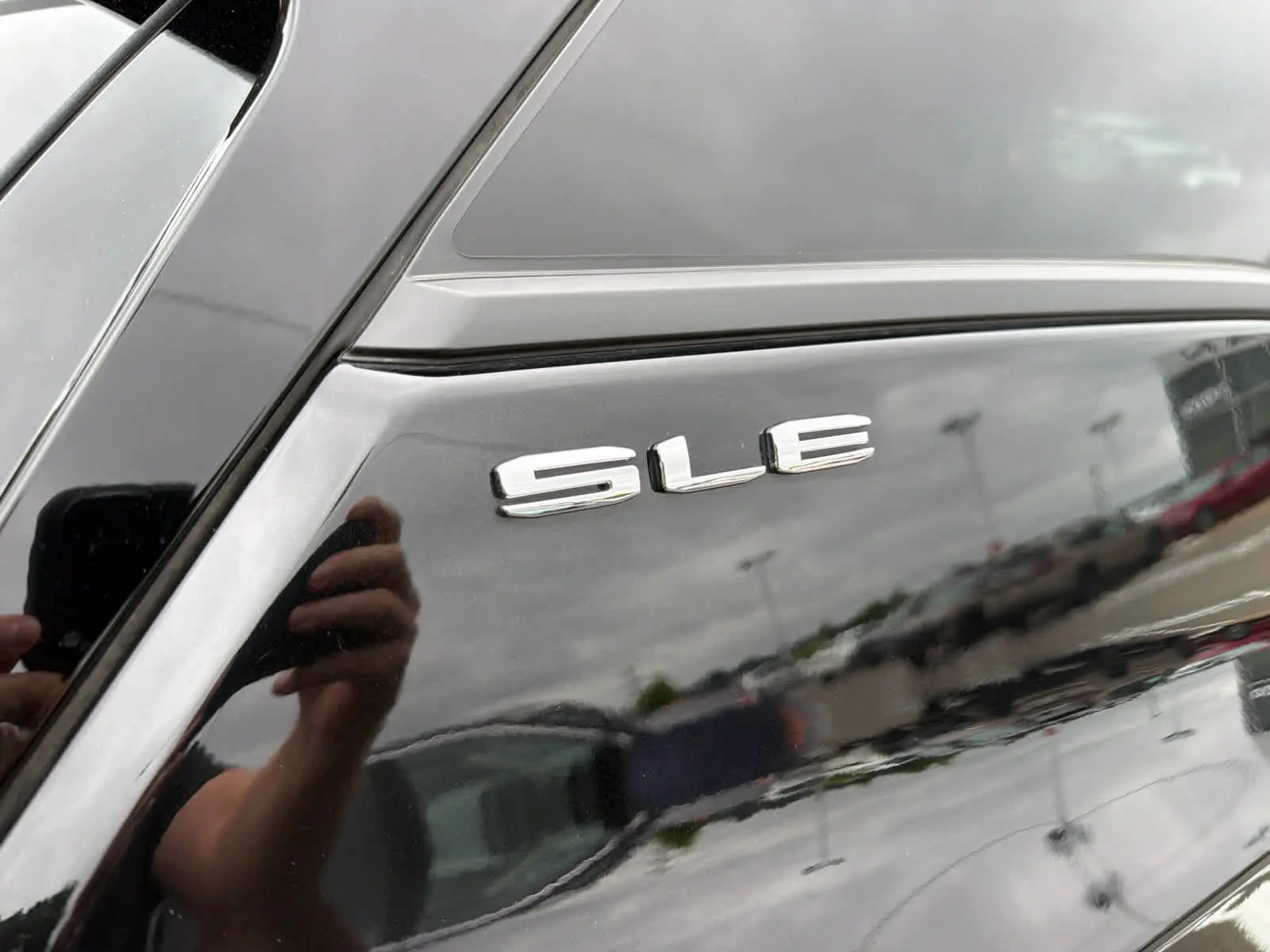 2023 GMC Terrain SLE AWD photo 4