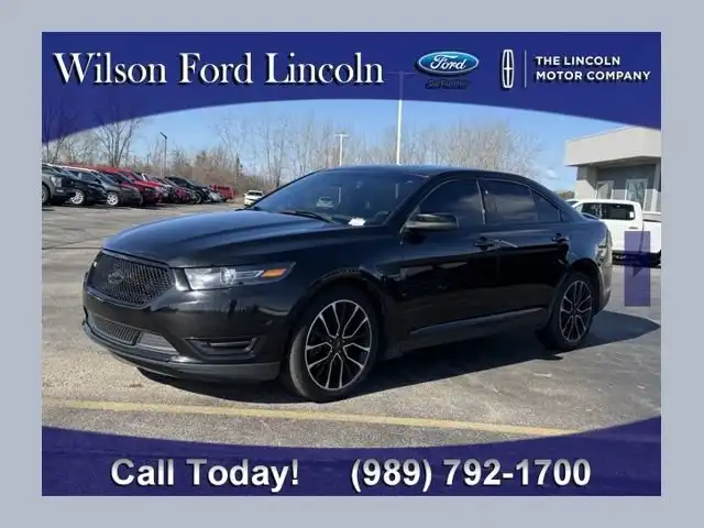 2018 Ford Taurus SHO AWD's photo