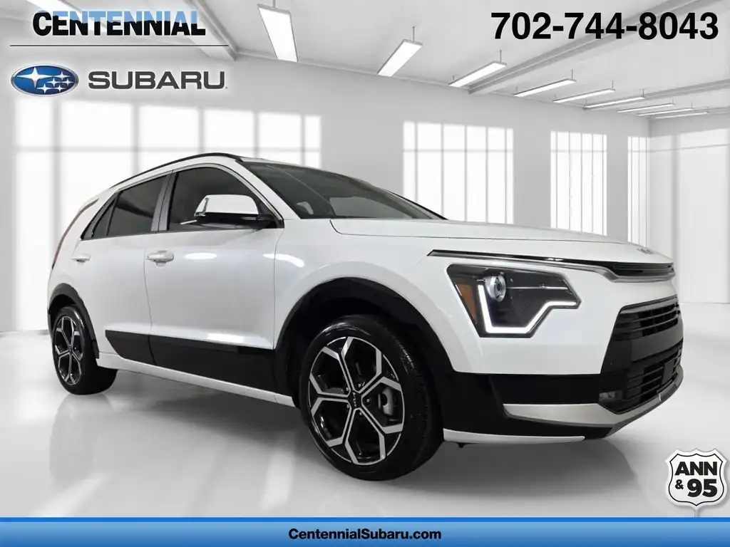 2024 Kia Niro EX Touring HEV's photo