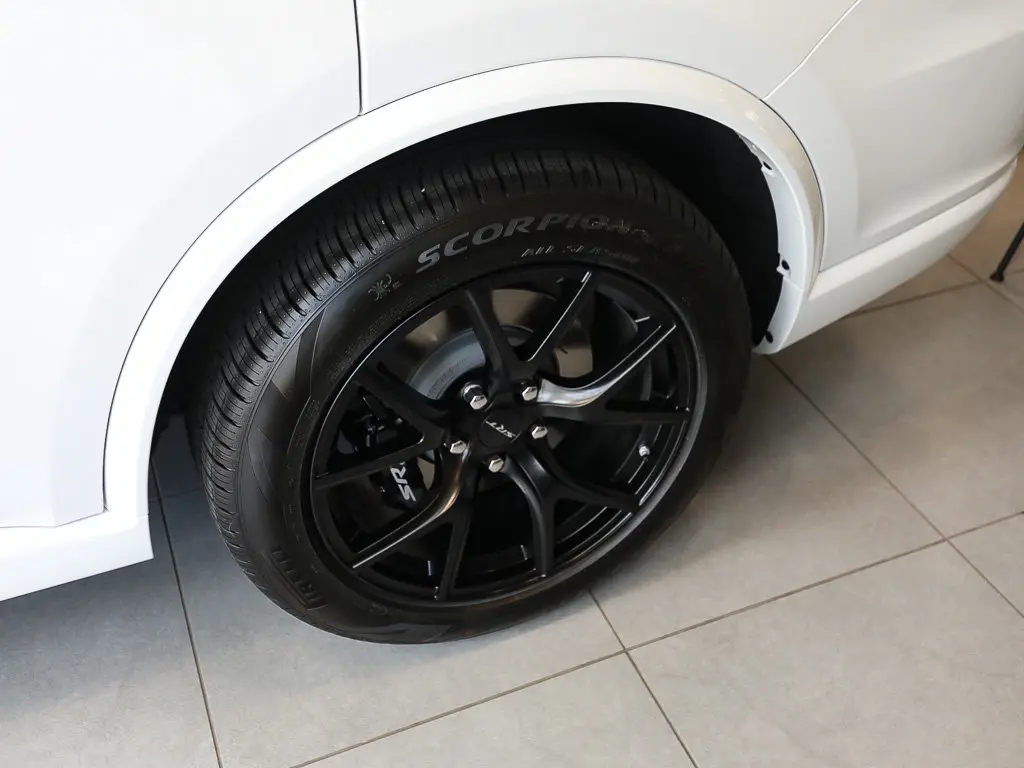 2026 Dodge Durango SRT Hellcat AWD Jailbreak photo 4