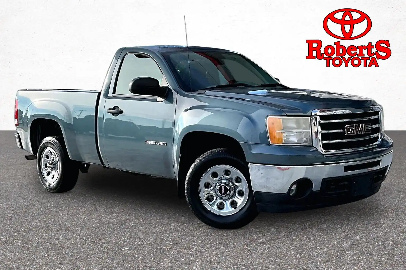 2013 GMC Sierra 2WD Regular Cab Work Truck LWB's photo