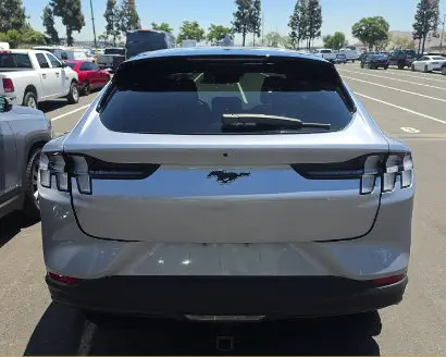 2022 Ford Mustang-Mach-e Select photo 5