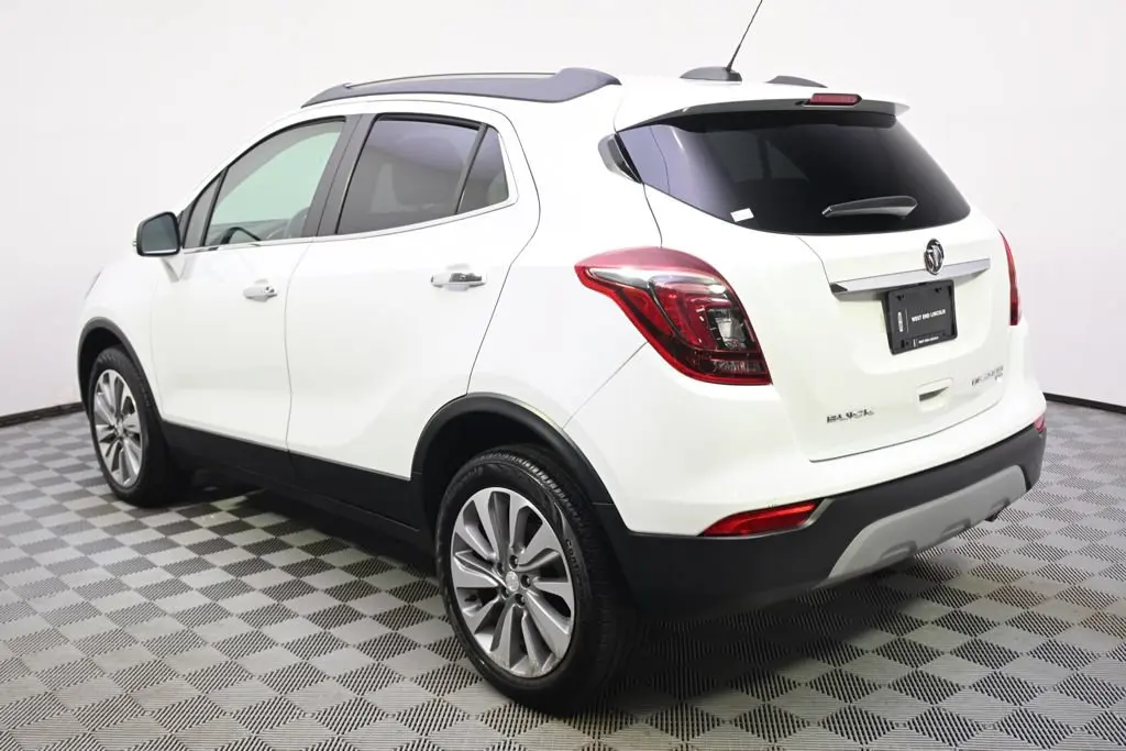 2018 Buick Encore Preferred AWD photo 3