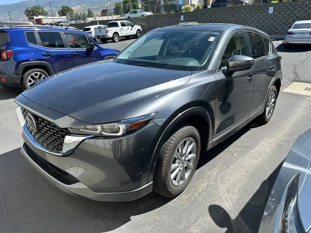 2024 Mazda CX-5 S Select Package Auto AWD's photo