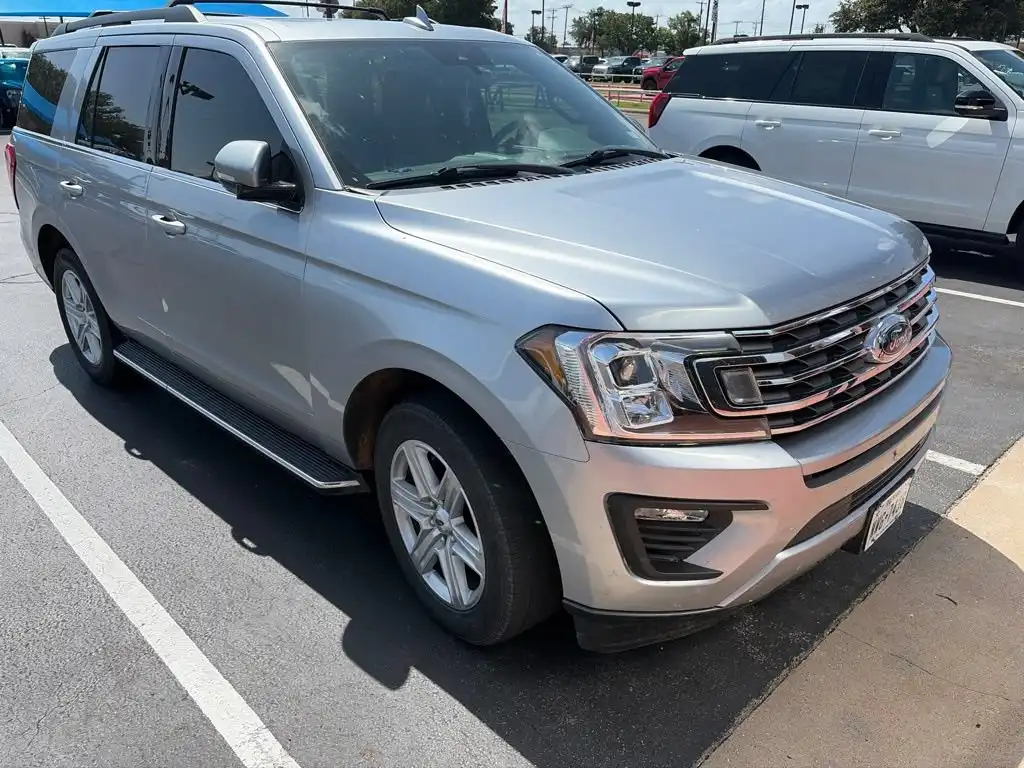 2020 Ford Expedition XLT's photo
