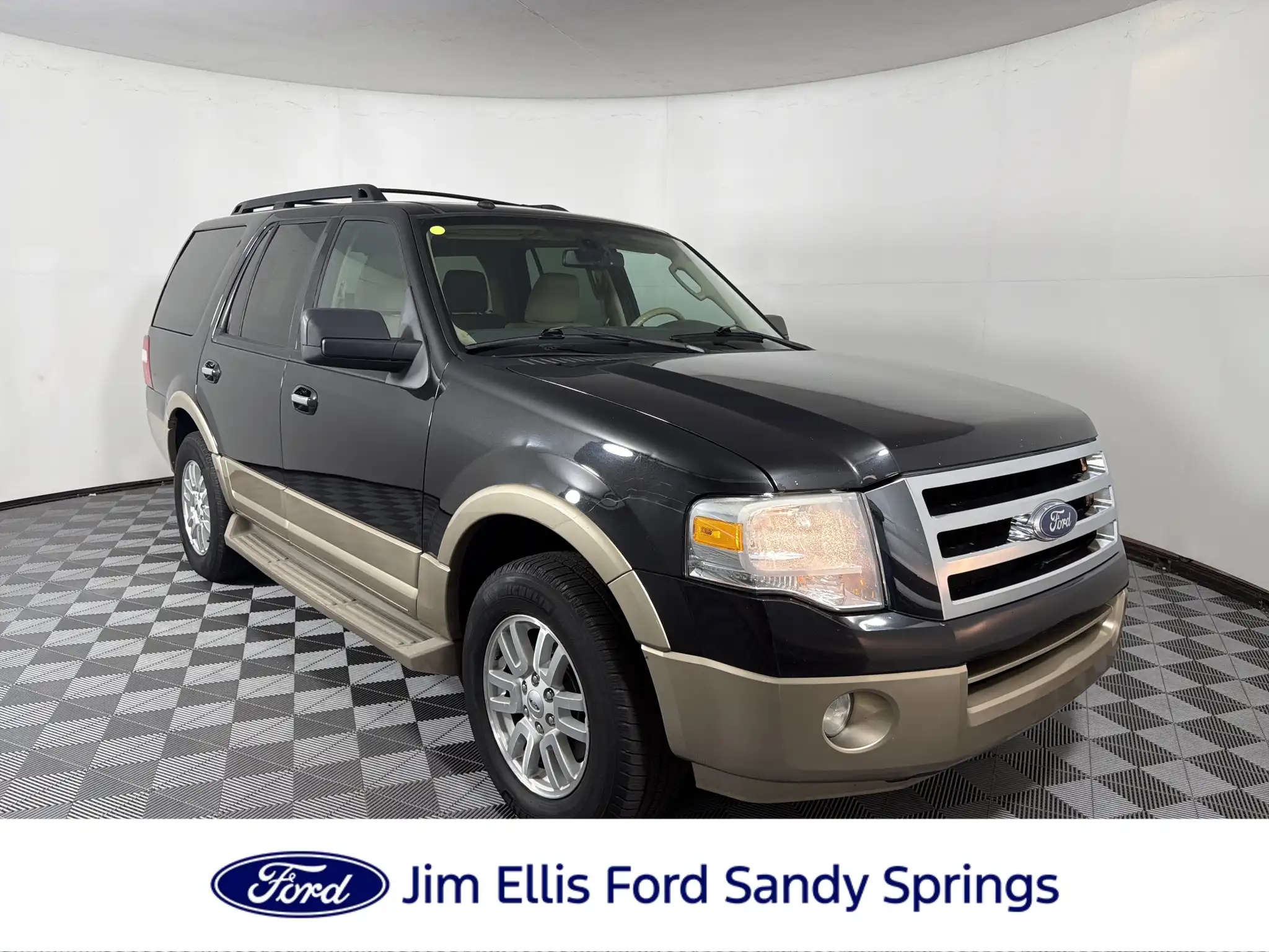 2011 Ford Expedition XLT's photo