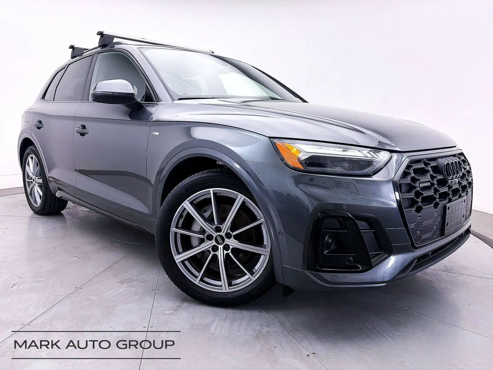 2023 Audi Q5 55 e Prestige's photo