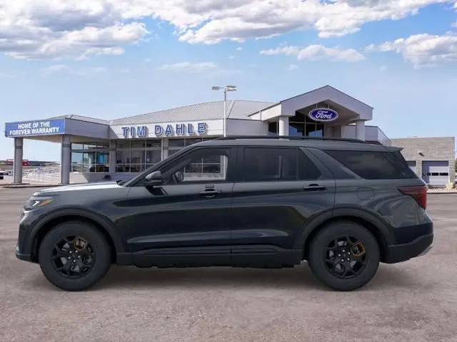 2026 Ford Explorer Tremor 4WD photo 3