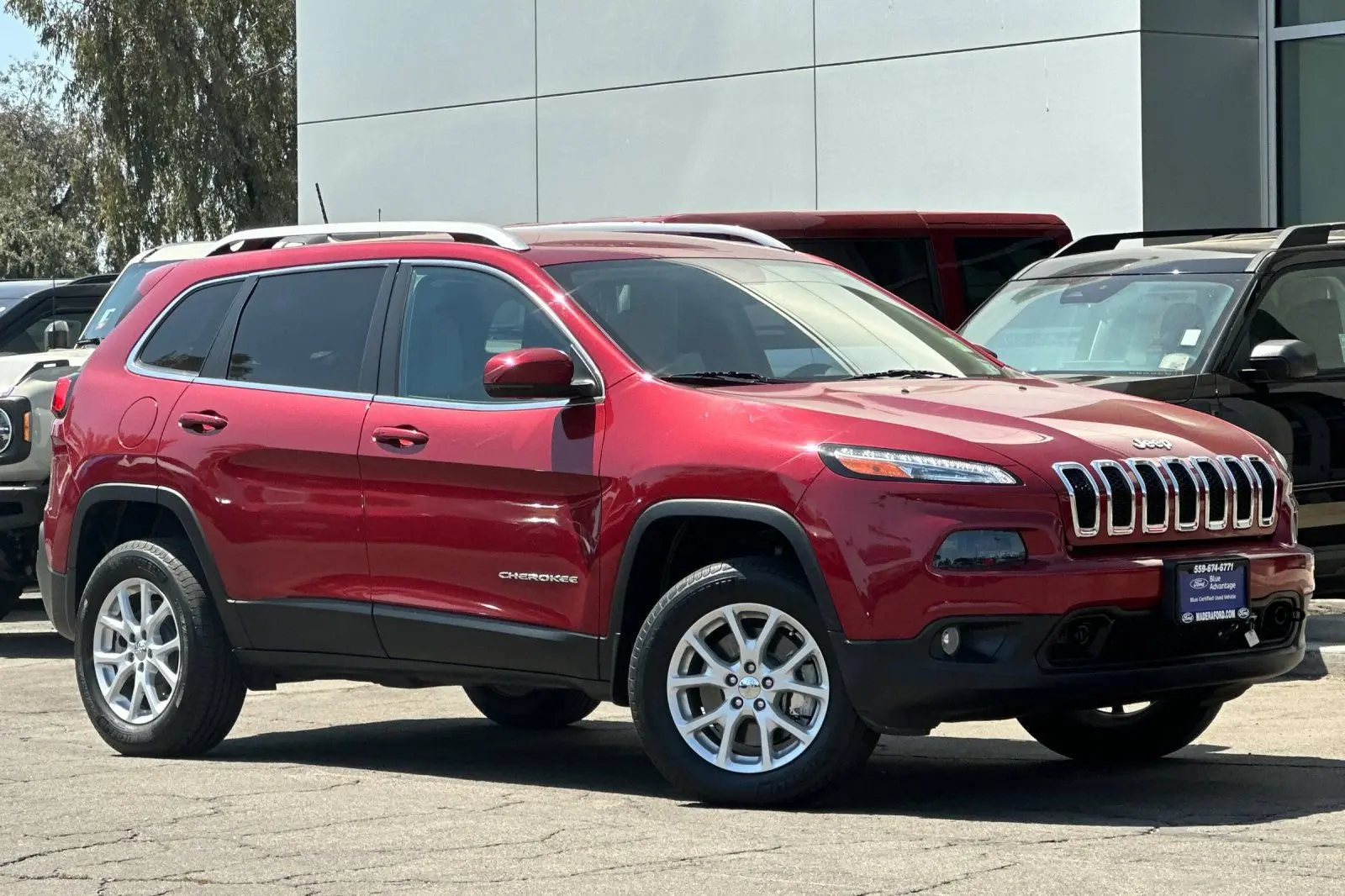 Vehicle Image 2