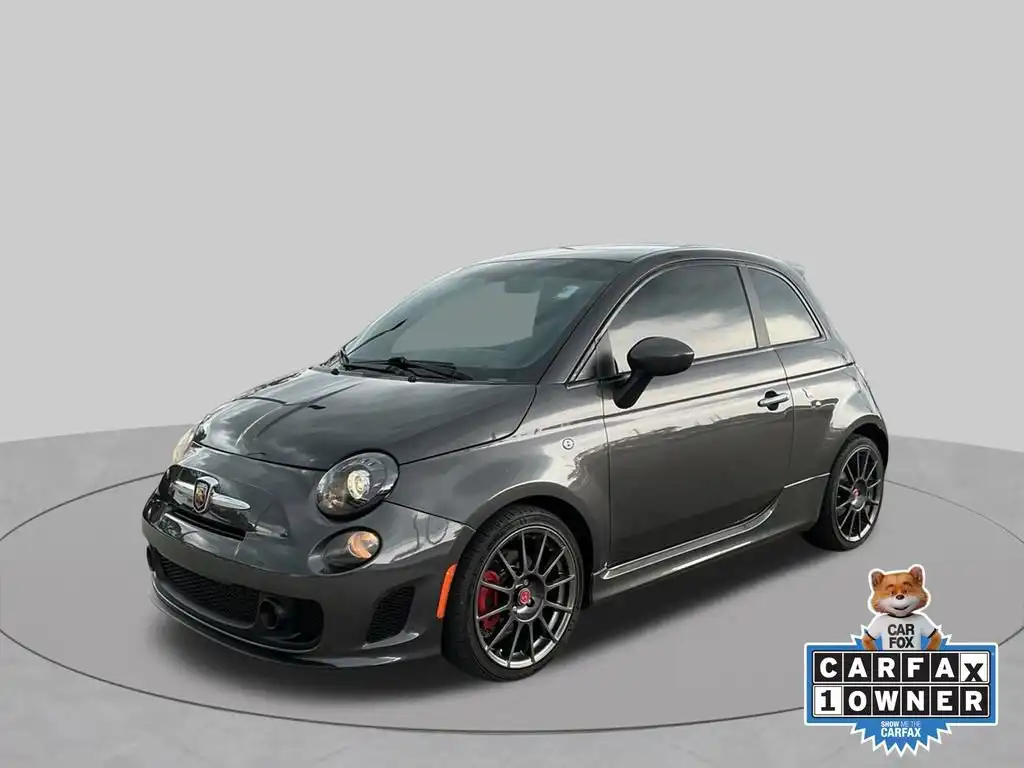 2015 FIAT 500 Abarth's photo
