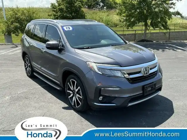 2019 Honda Pilot 4WD Touring-7P's photo