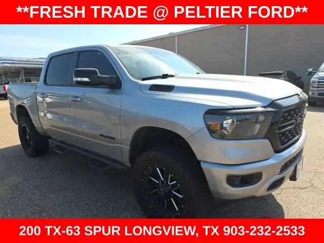 2022 RAM 1500 Big Horn/Lone Star 4x4 Crew Cab 5'7's photo