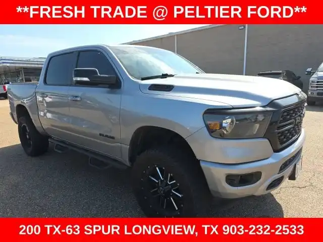 2022 RAM 1500 Big Horn/Lone Star 4x4 Crew Cab 5'7's photo
