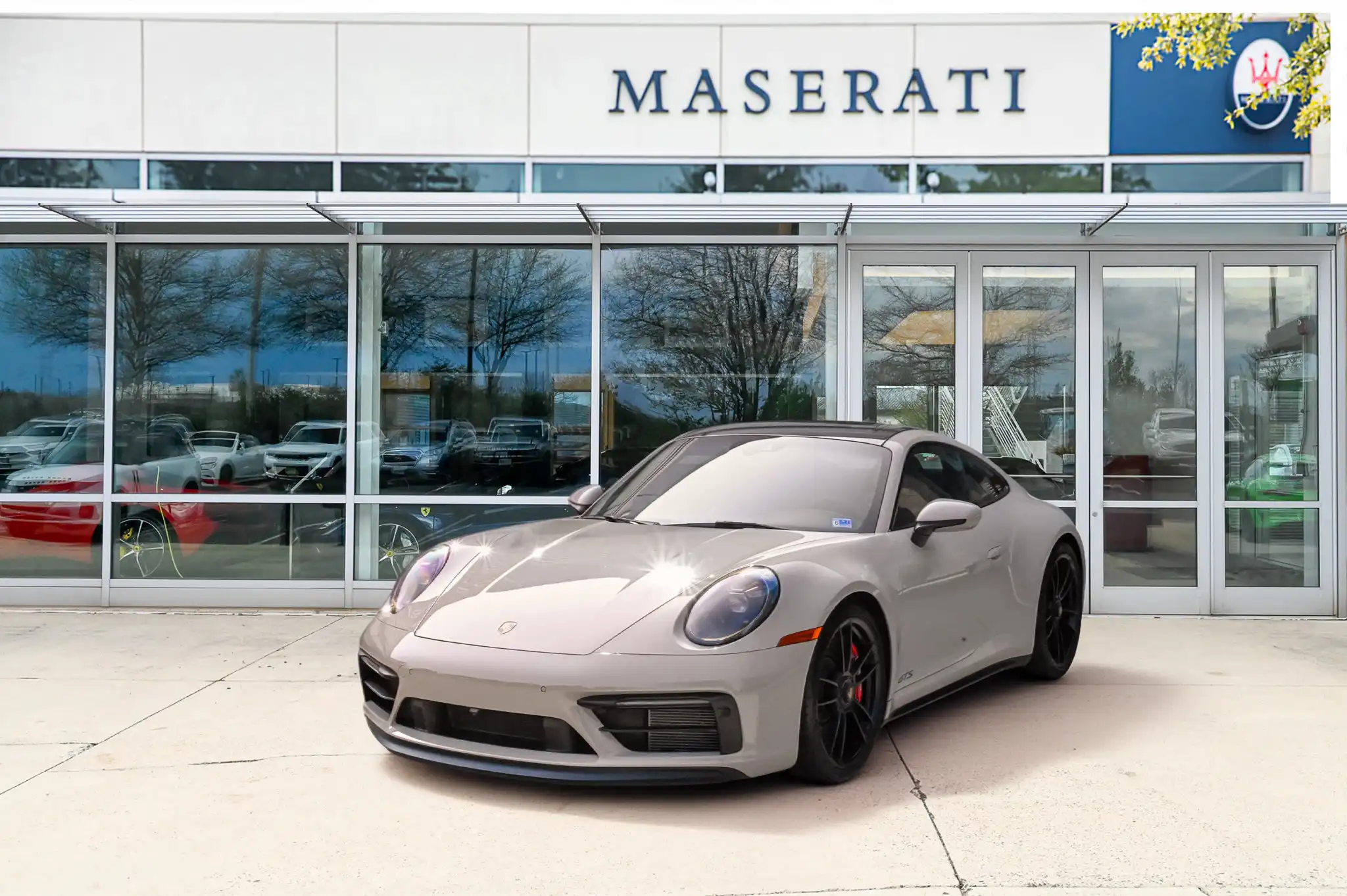2024 Porsche 911 Carrera 4 GTS Coupe's photo