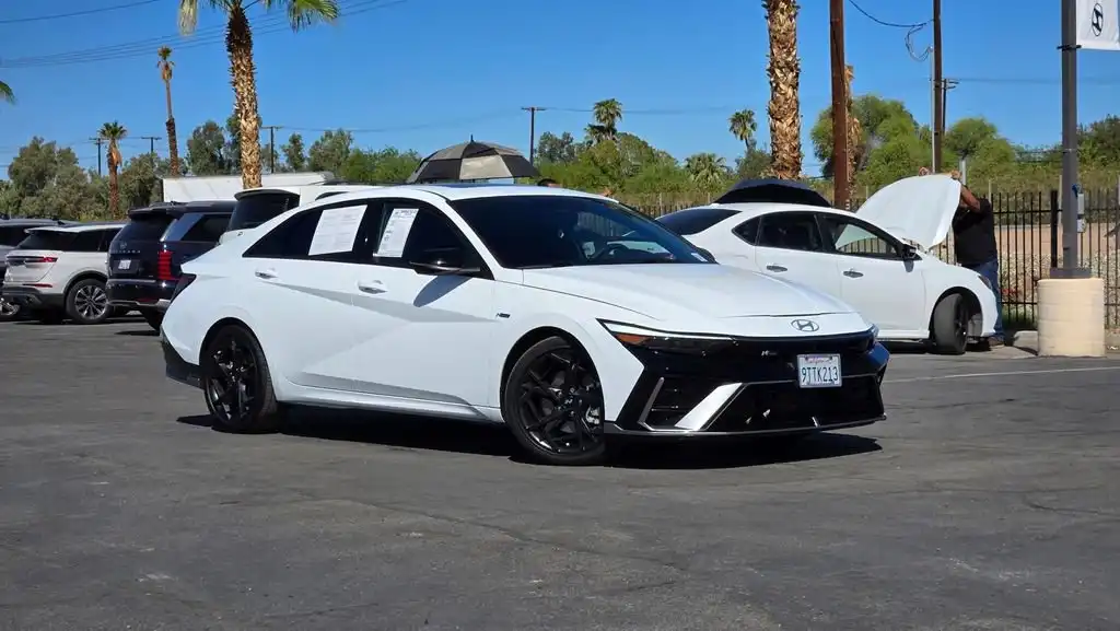 2025 Hyundai Elantra 1.6 N Line DCT's photo