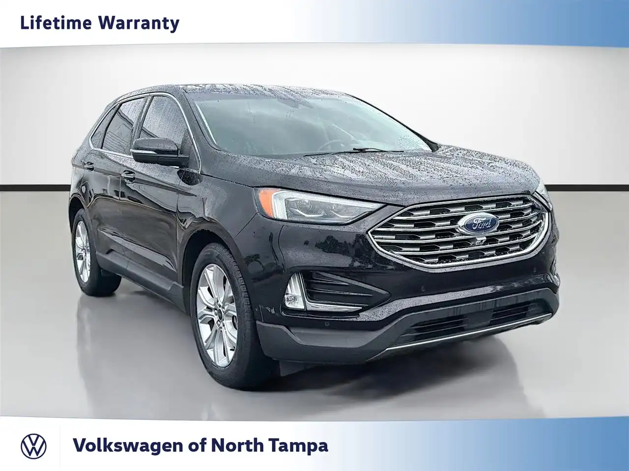 2020 Ford Edge Titanium's photo