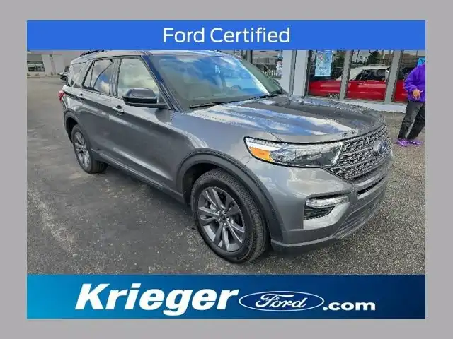 2023 Ford Explorer XLT 4WD's photo