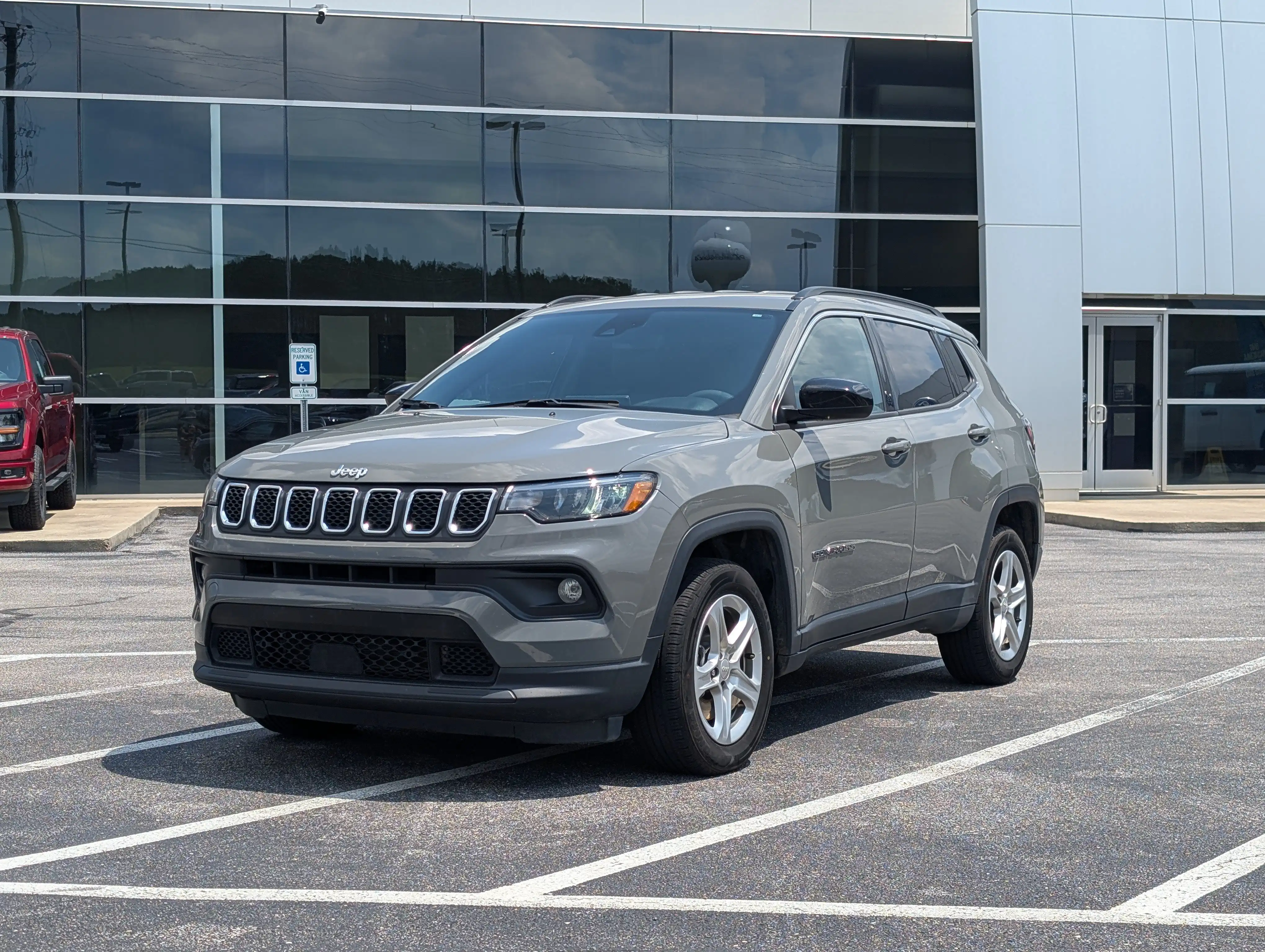 2024 Jeep Compass Latitude 4X4's photo