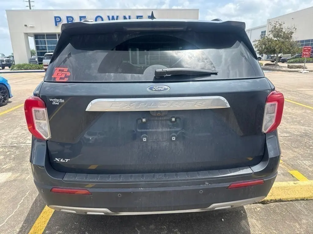 2024 Ford Explorer XLT RWD photo 4