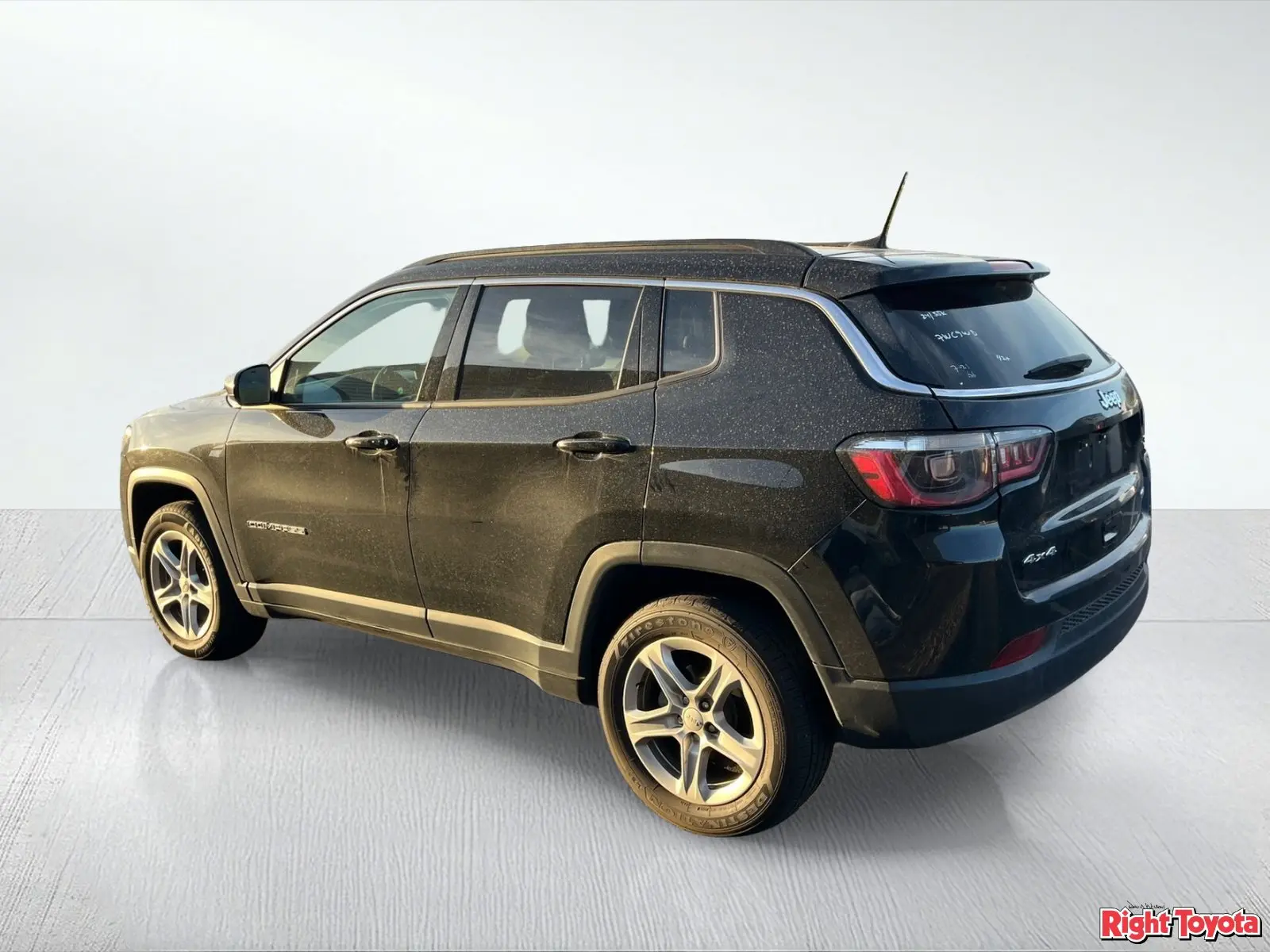 2024 Jeep Compass Latitude 4X4 photo 3