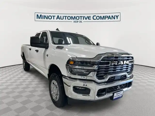 2027 RAM 2500 Tradesman 4WD Crew Cab LWB's photo